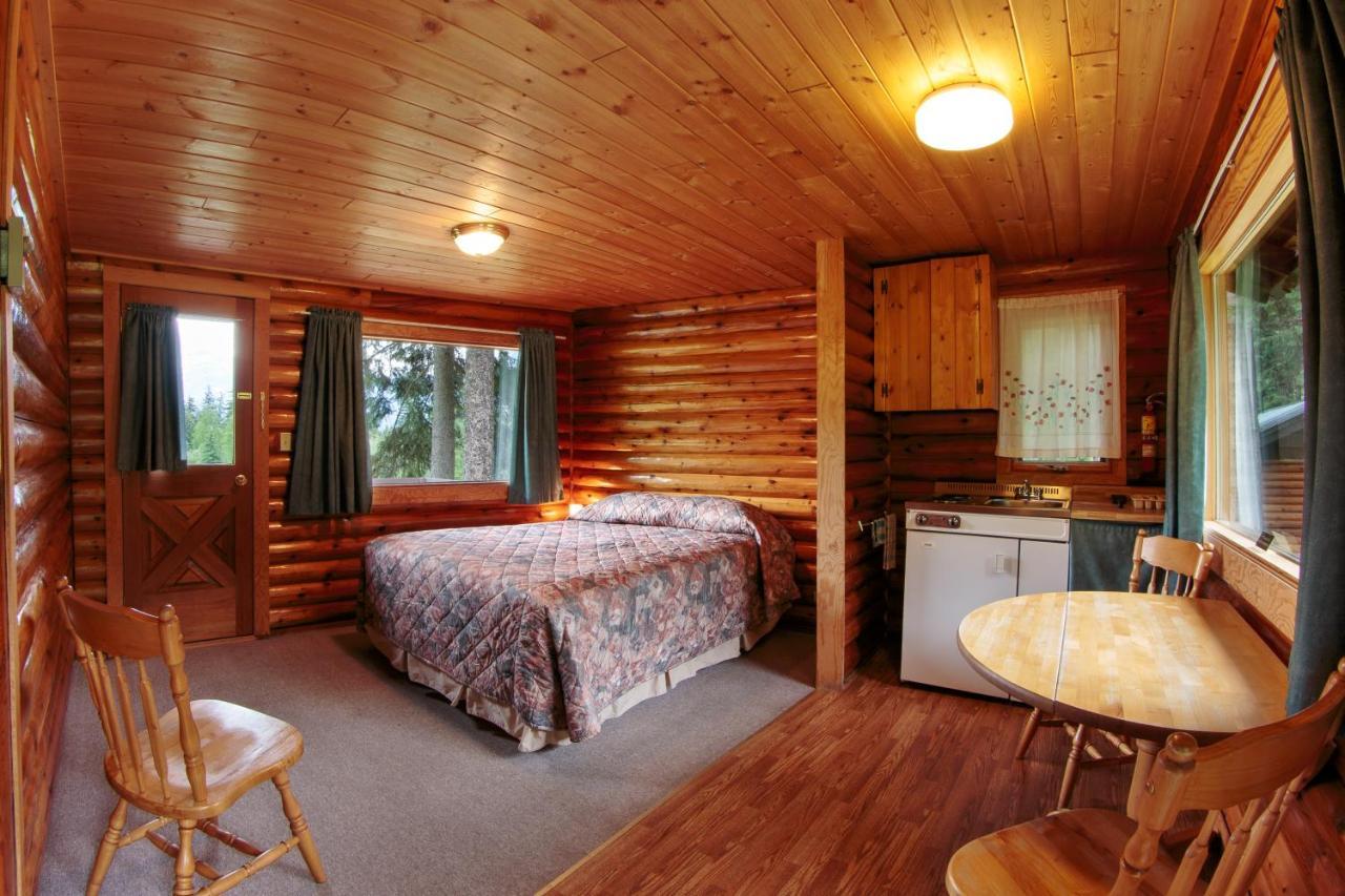 Mount Robson Lodge מראה חיצוני תמונה