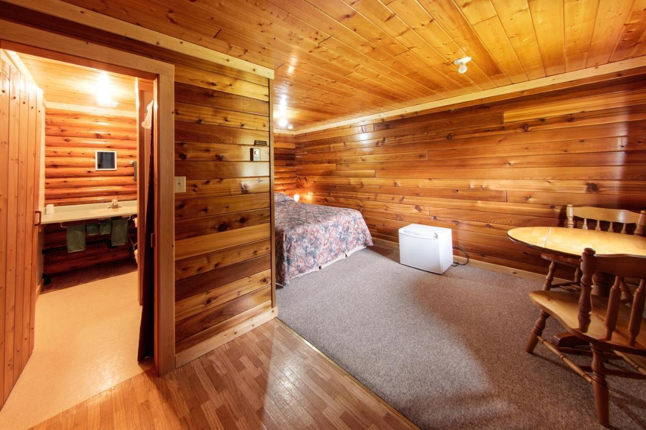 Mount Robson Lodge מראה חיצוני תמונה